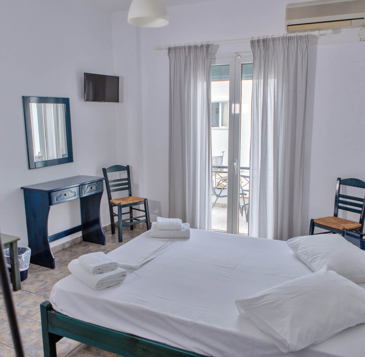 soula rooms tinos